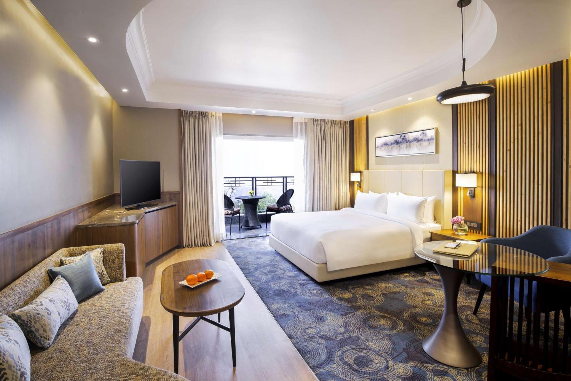 Radisson Blu Resort 다람샬라 외부 사진