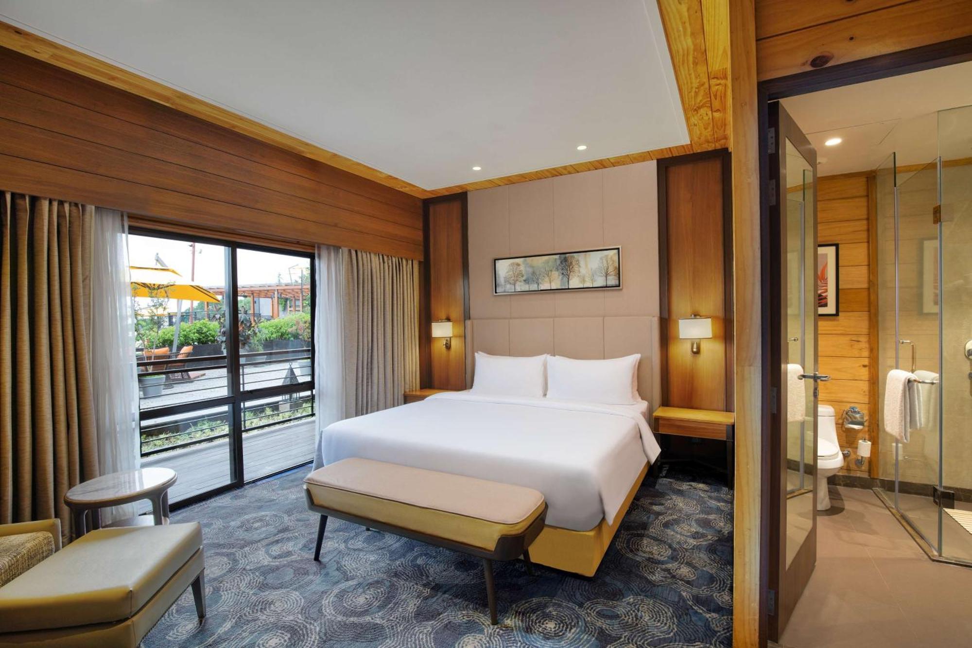 Radisson Blu Resort 다람샬라 외부 사진